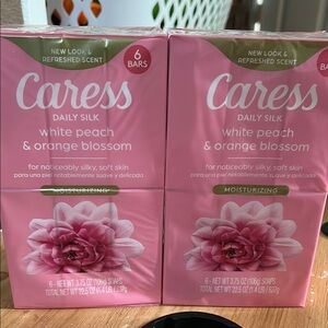 Daily Silk White Peach & Orange Blossom Soap
